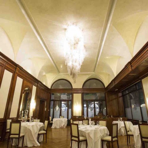 HOTEL VITTORIA HOTEL VITTORIA NELLA FOTO SALA DA PRANZO ARCHITETTURA BRESCIA 09/01/2014 FOTO MATTEO BIATTA